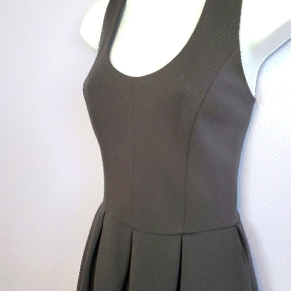 BORDEAUX Dress - Picture 3 of 5
